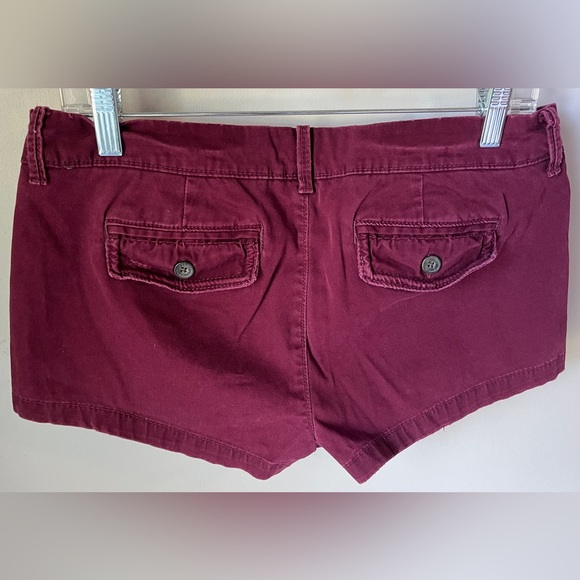 Abercrombie & Fitch Women’s Burgundy Shorts | Size 6 Perfect Stretch | Vintage - Picture 2 of 9